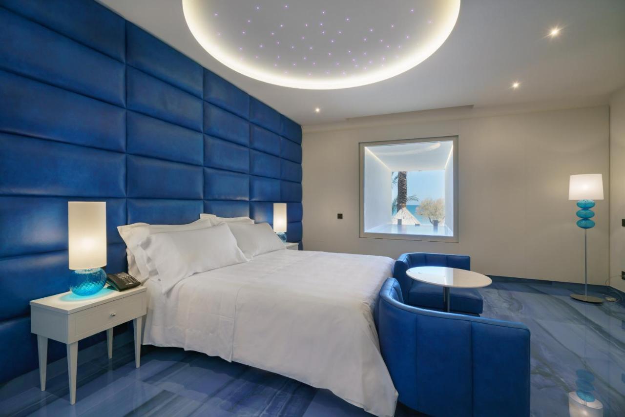 Grotta Palazzese Beach Hotel โปลีญาโนอามาเร ภายนอก รูปภาพ